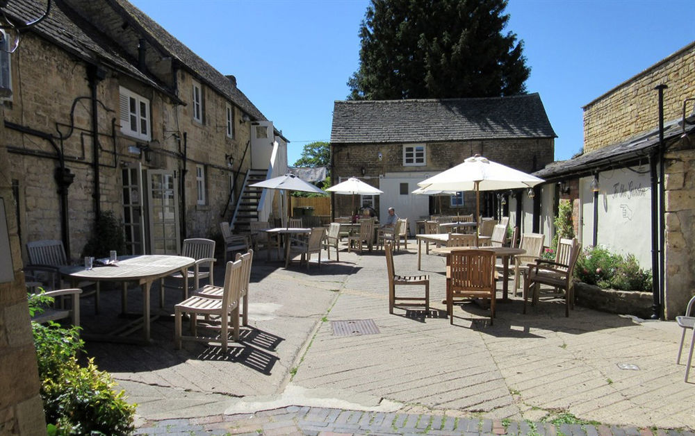 The Bell Inn Moreton-in-Marsh Экстерьер фото